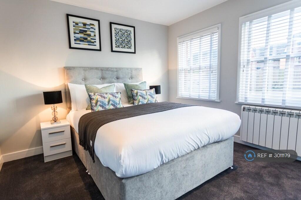 Apartment in Swindon - View 4