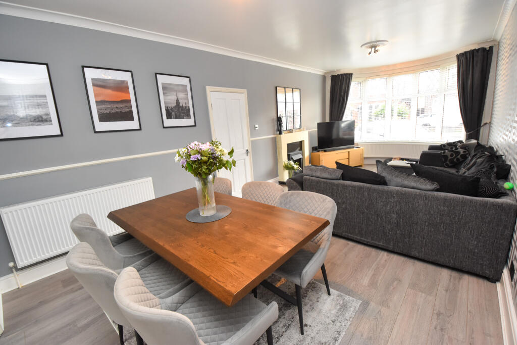 Westminster Road, Davyhulme, M41 – další