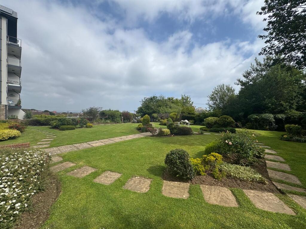 Property photo 11