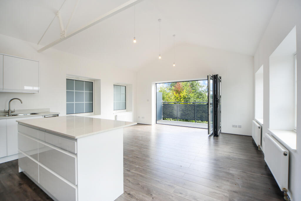 Main image of property: London Street, Chertsey, KT16