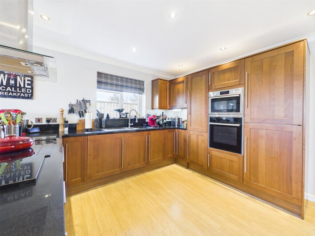 House in Mark - View 4