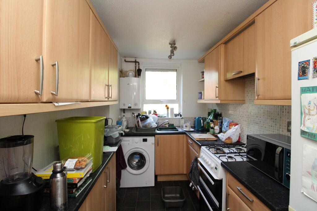 House in Horsham, North Horsham - View 2