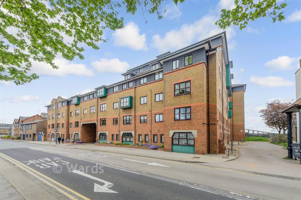Main image of property: West Street, Gravesend, Kent