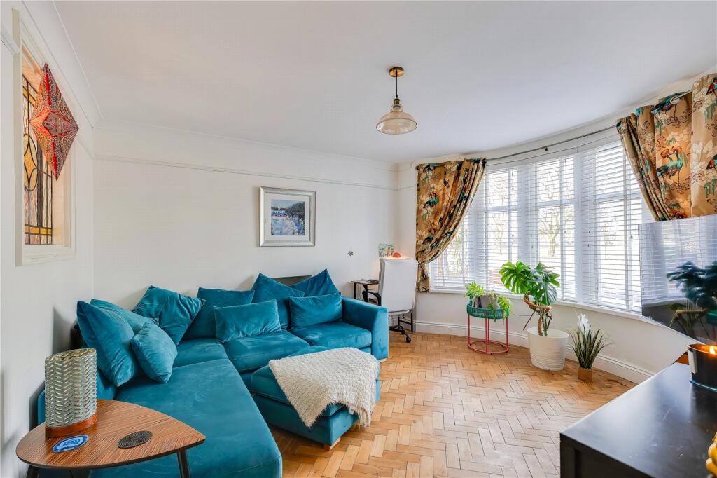 House in Cardiff, Rumney - View 3