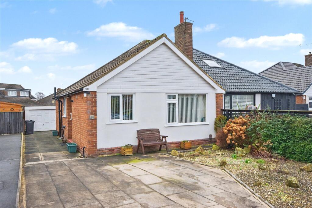 Main image of property: Cookridge Avenue, Leeds, West Yorkshire