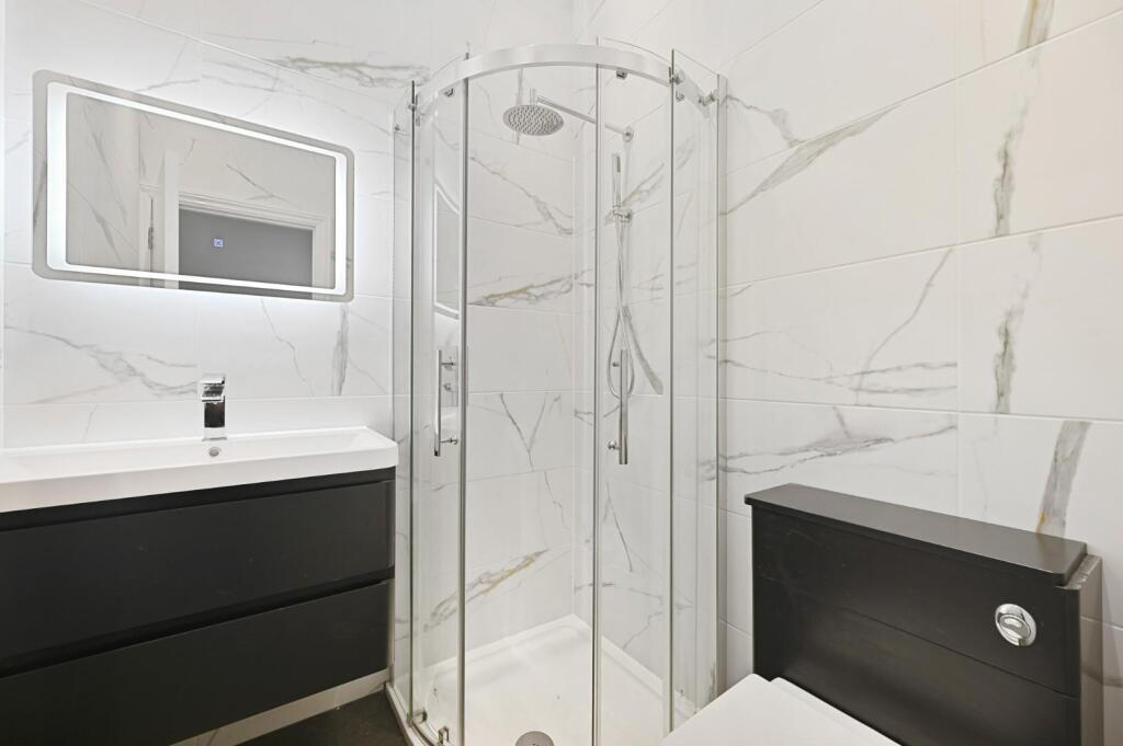 Woodfield Road, Ealing - View 3