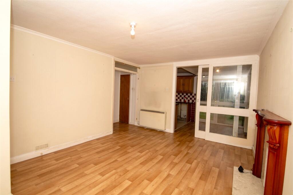 Inglewood Court, Liebenrood Road, Reading, RG30 photo 3