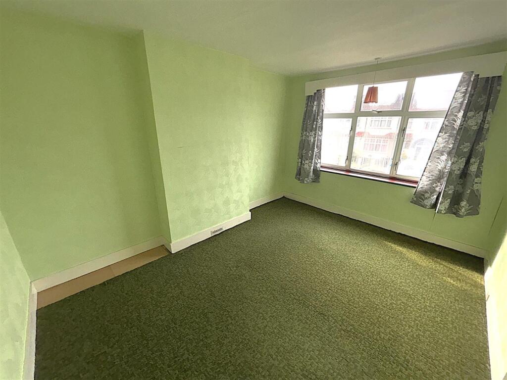 House in London - View 4