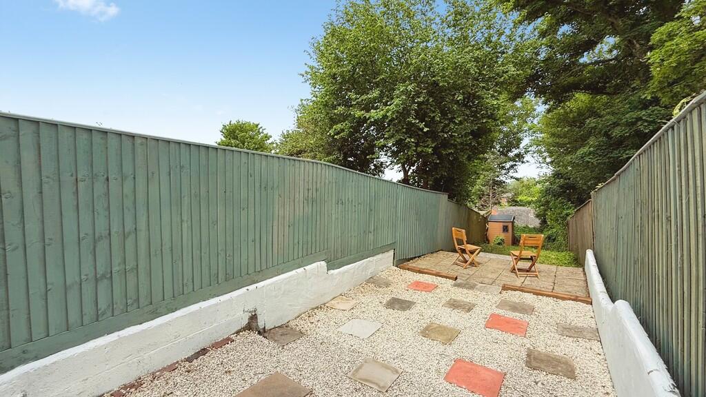 House in Westbury, Wiltshire - View 2