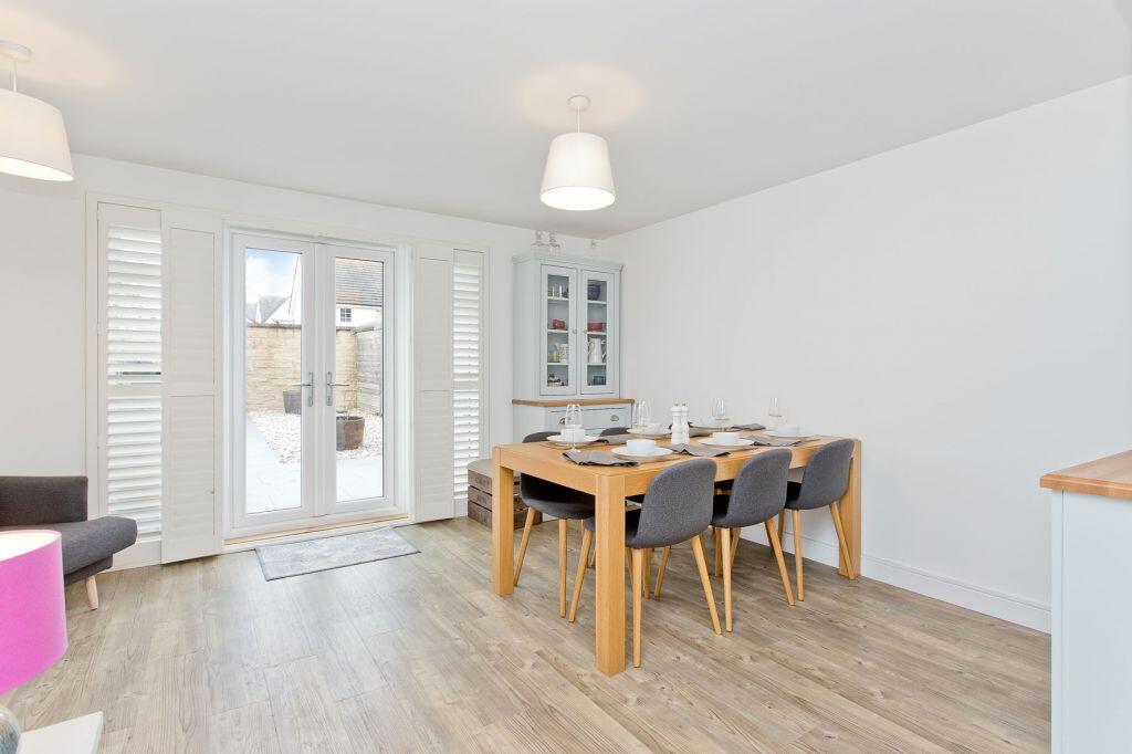 17 Cowgill Gardens, Edinburgh, EH16 6FP photo 4