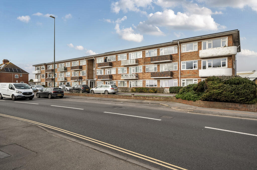 Main image of property: Brighton Road, Lancing, West Sussex, BN15