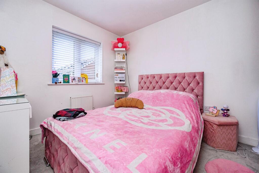 House in Watford - View 4