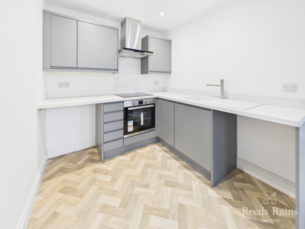 Westborough, Scarborough, North Yorkshire, YO11 photo 3