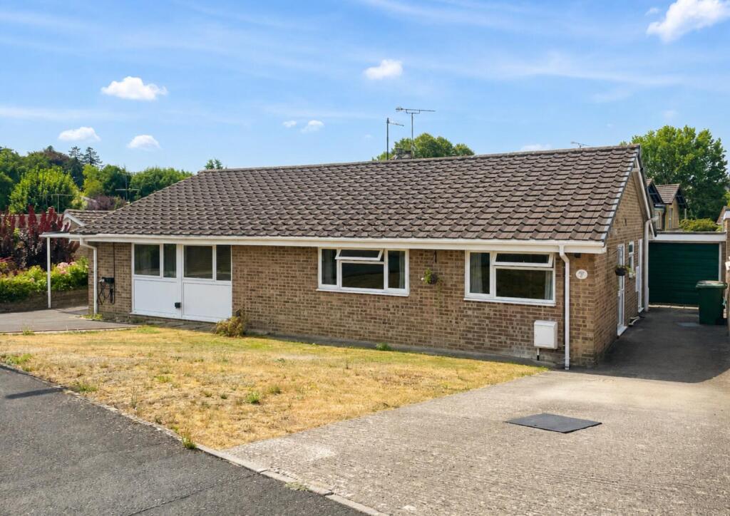 Elliott Close, Frome, Frome