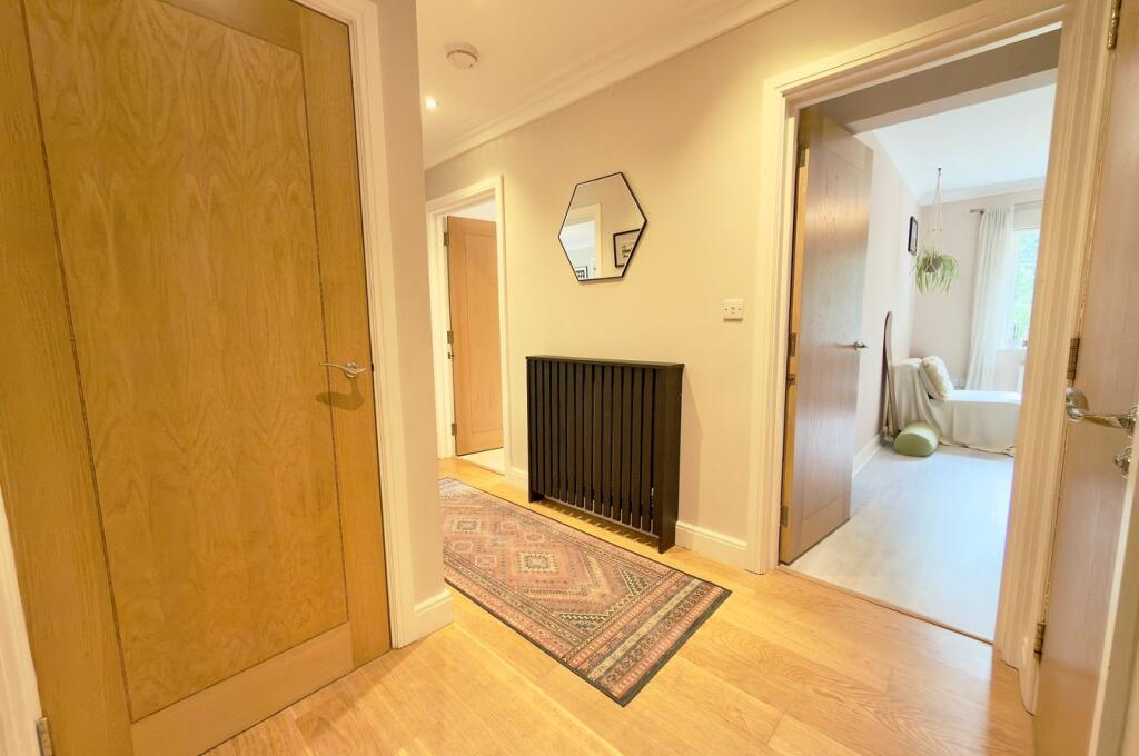 Apartment in Bournemouth, Westbourne - View 5