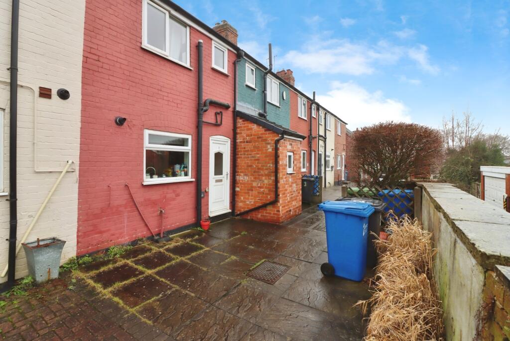Main image of property: Spital Gardens, Chesterfield, Derbyshire, S41