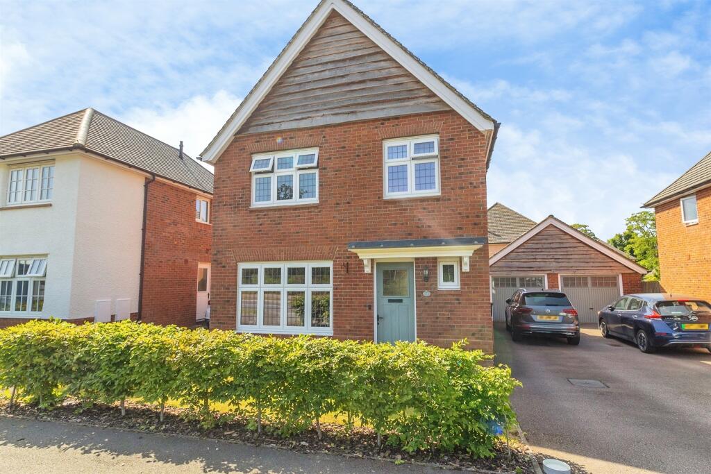 Main image of property: Kemsley Drive, Leighton Buzzard
