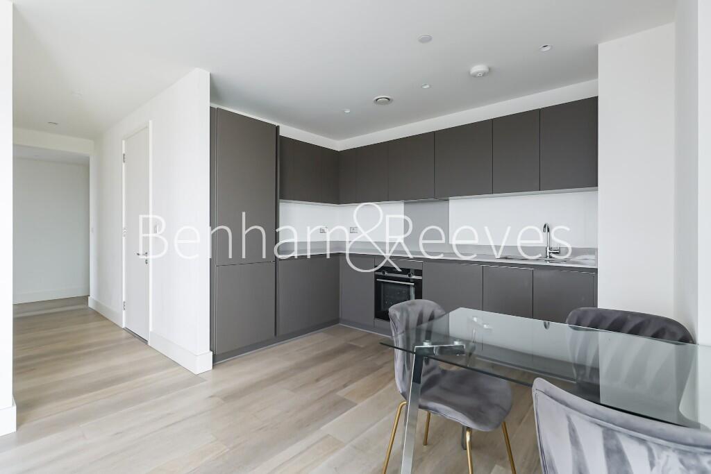 Apartment in London - More