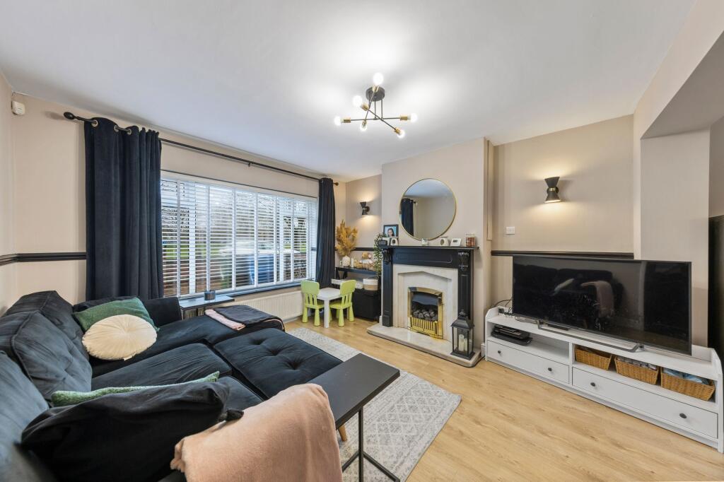Winwick Road, Warrington, WA2 photo 2