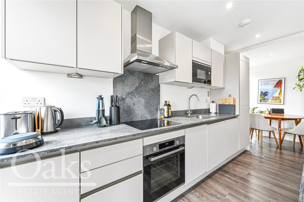 Apartment in London - View 3