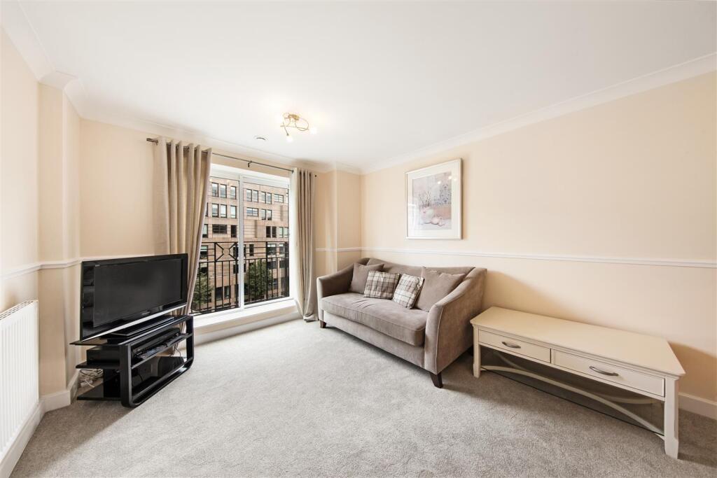 Apartment in London - View 4