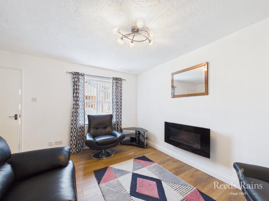 House in Hull, Garrison Side, Victoria Dock - View 2