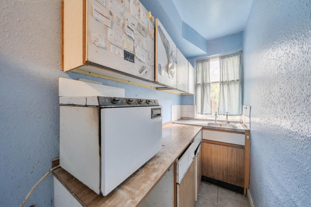 Apartment in London - More