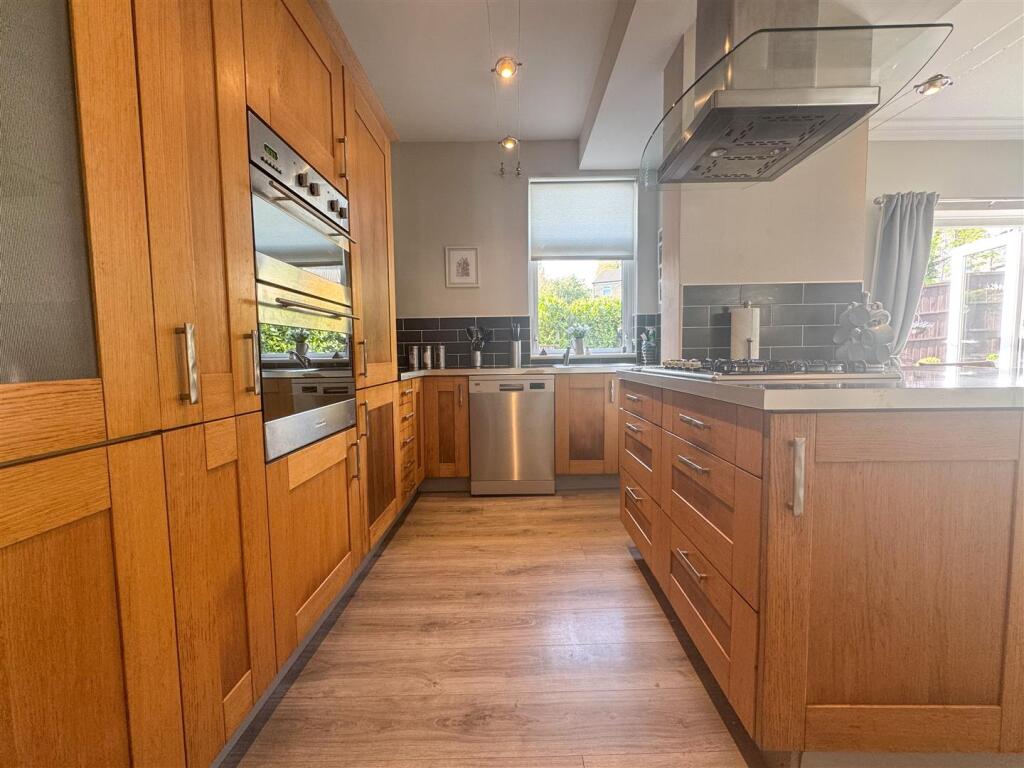 Camborne Road, Birley Carr, S6 photo 4