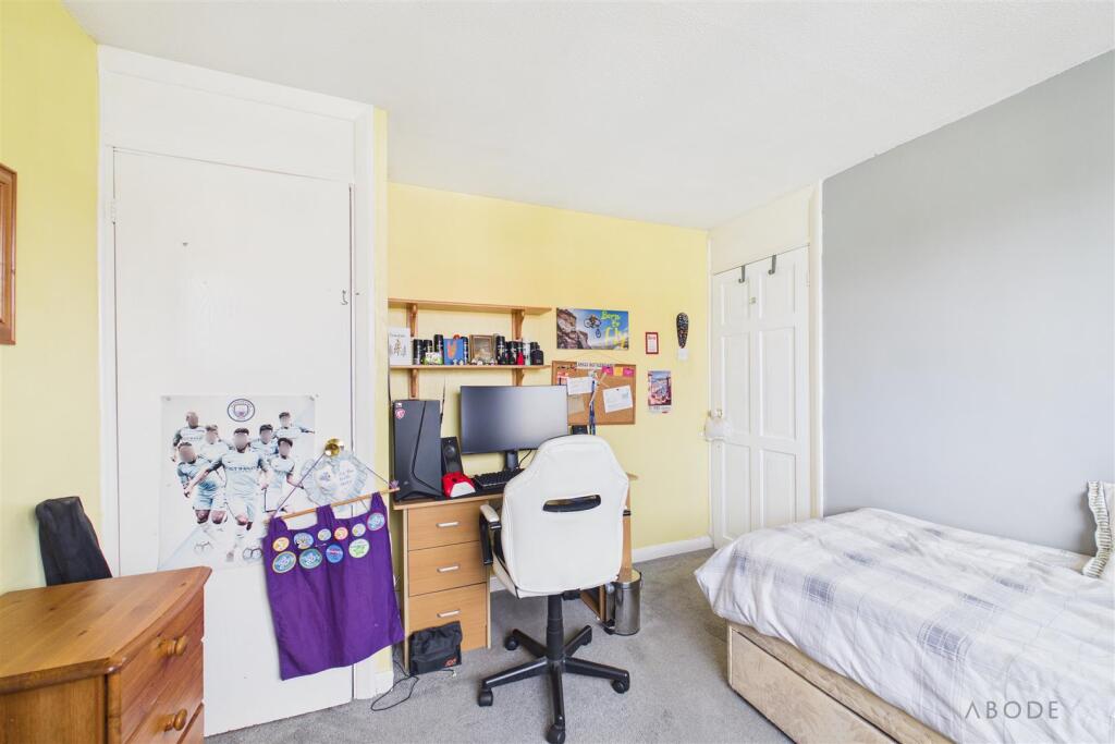 Heybridge Close, Tean, Stoke-On-Trent photo 4