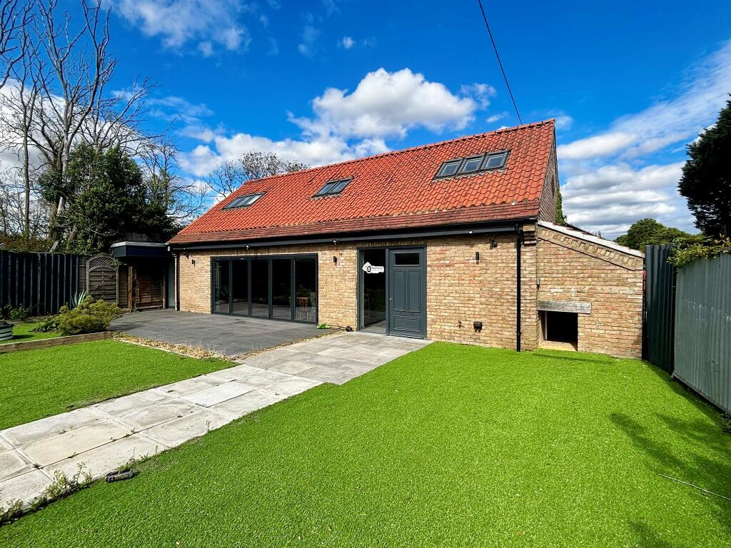 Main image of property: Office & Yard,  Station Approach, Station Road, Langworth, Lincoln, LN3 5BB