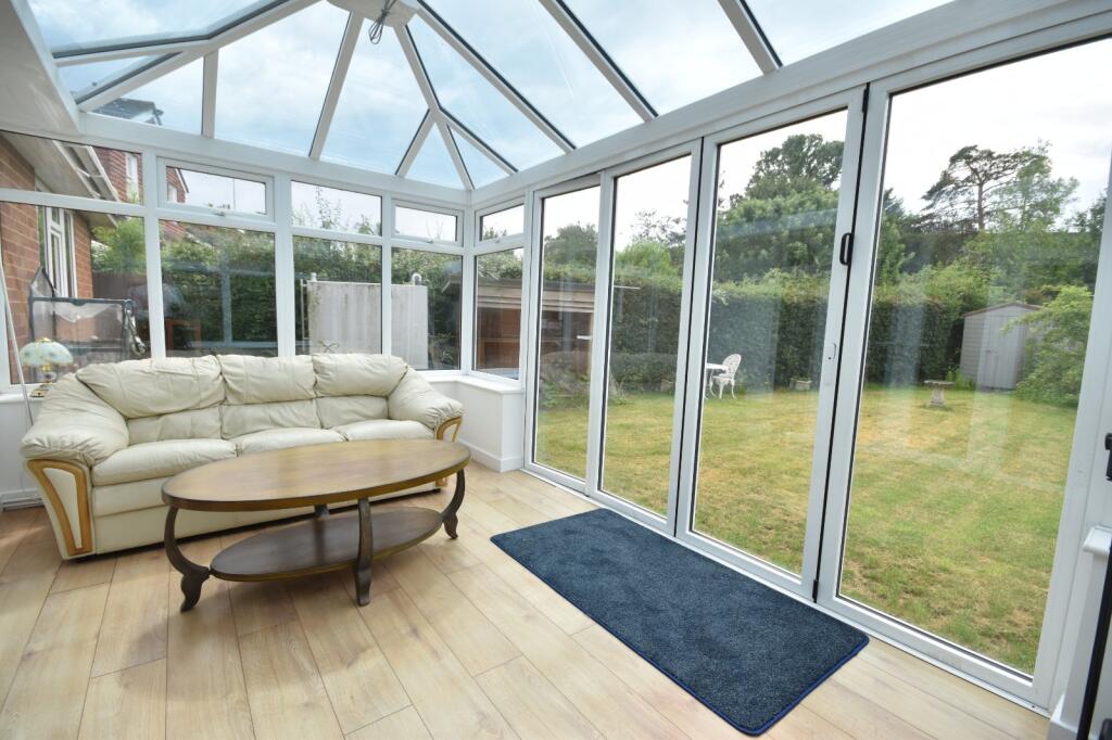 House in Tandridge, Outwood - View 5