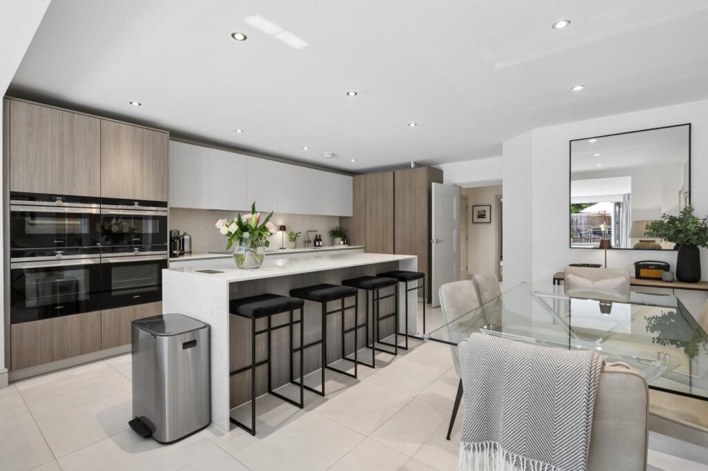 House in Kingston upon Thames - View 2