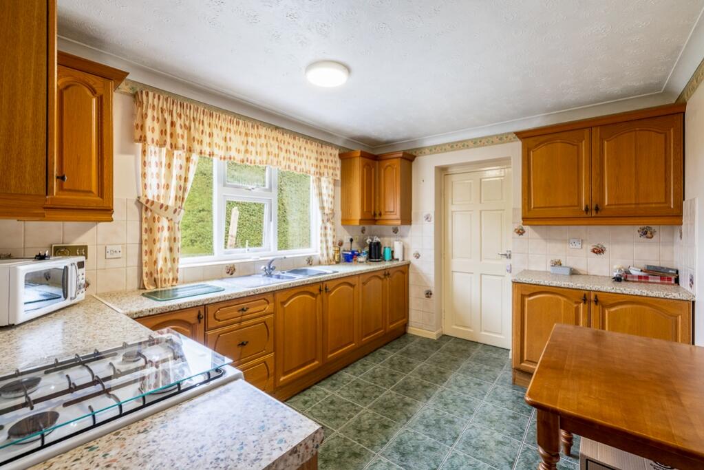 House in South Holland, Lutton - View 4