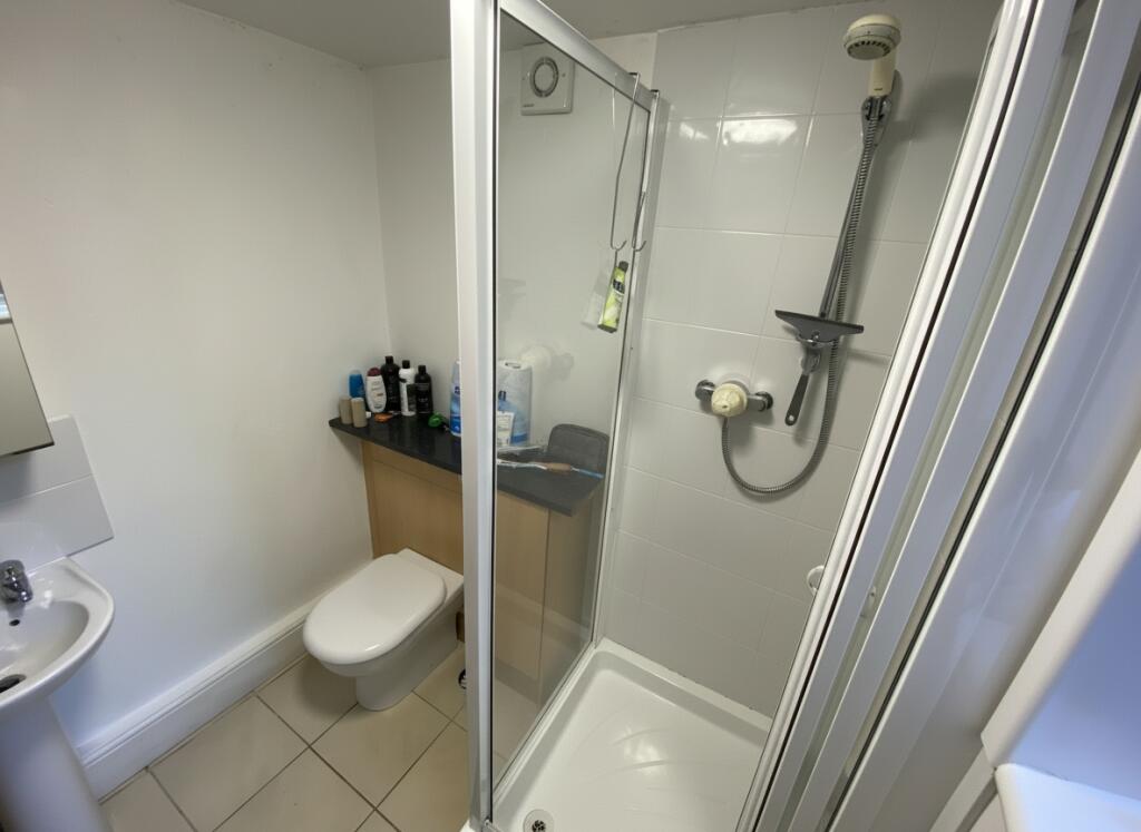 Additional image 6 of Tiverton Road - 4 bed, Selly Oak, West Midlands, B29