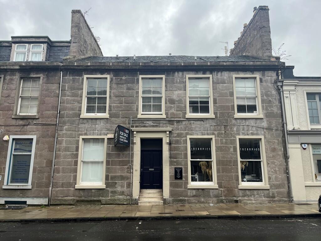Main image of property: 32 South Tay Street, Dundee, DD1 1PD