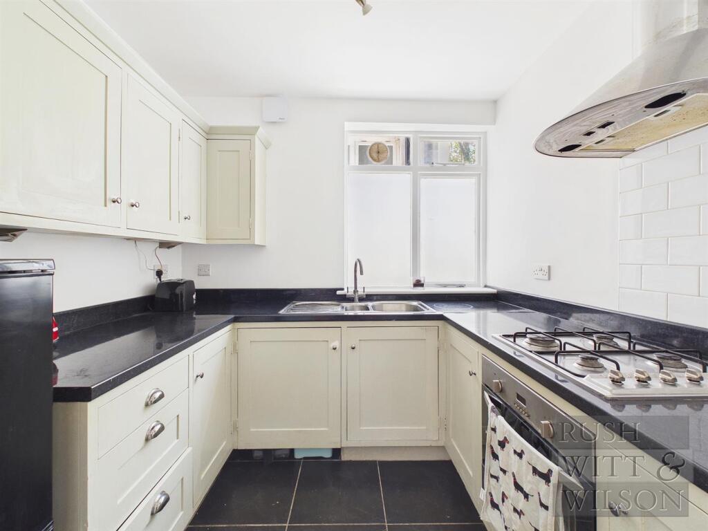 Quarry Hill, St. Leonards-On-Sea photo 4