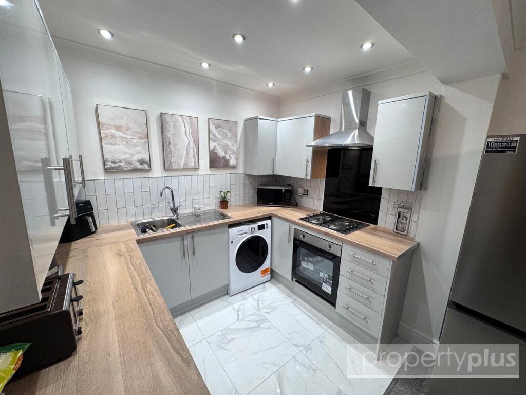 House in Cardiff, Trealaw - View 3