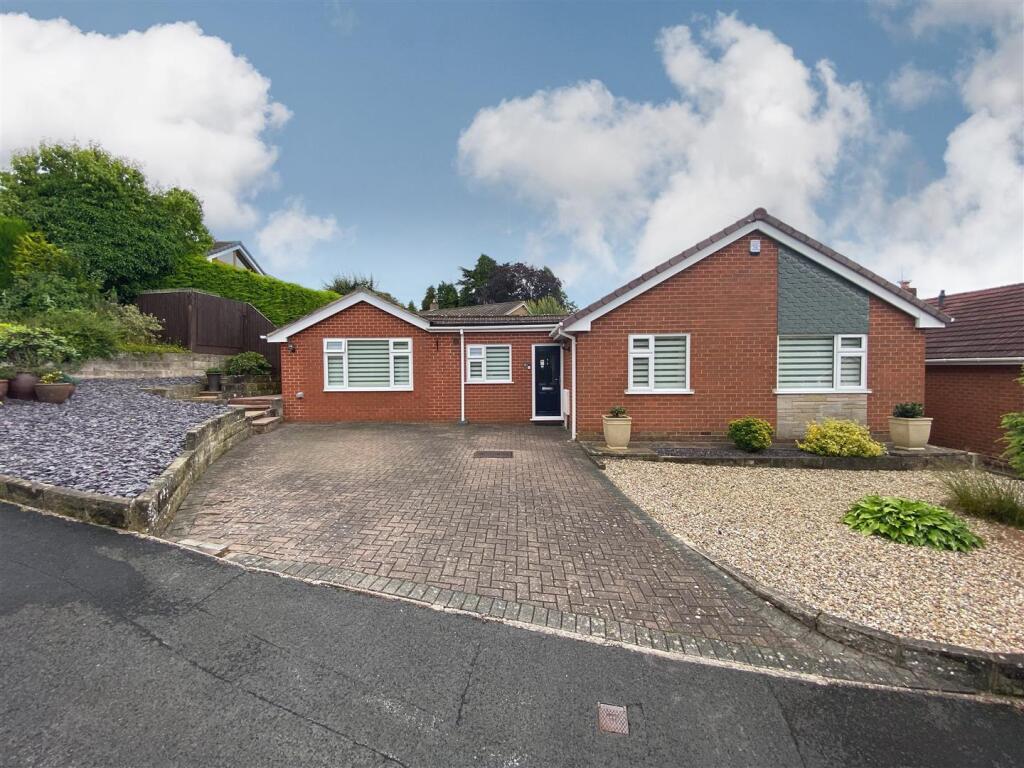 Main image of property: Fernhurst Close, Stone