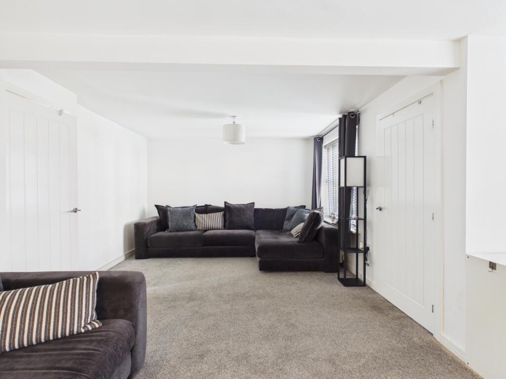 House in Stockport - View 3