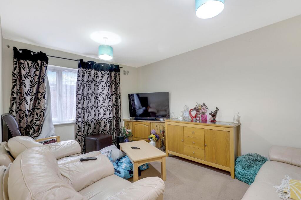 House in Nottingham - View 2