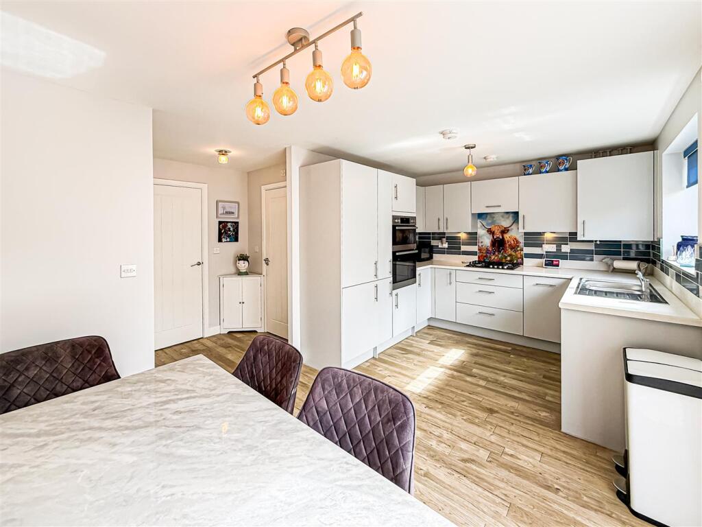 House in Maldon, Burnham-on-Crouch - More