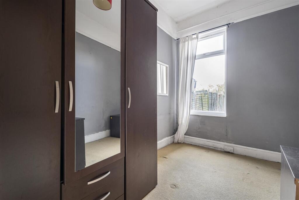 Apartment in London, Chingford Green, Chingford - More