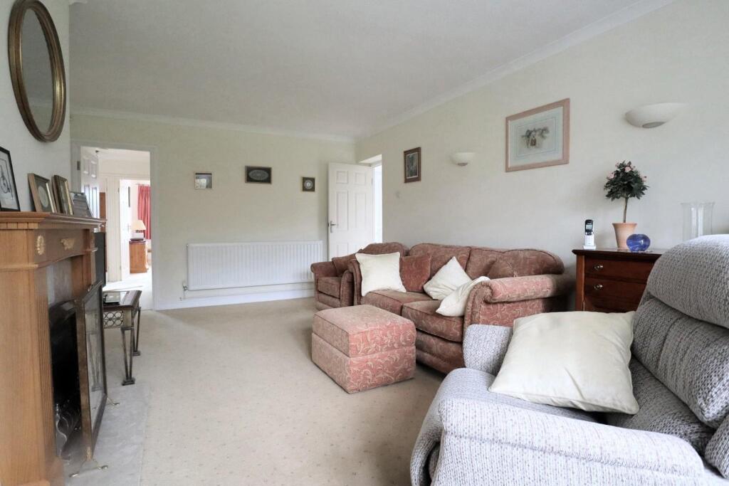 House in Uppingham, Rutland - More
