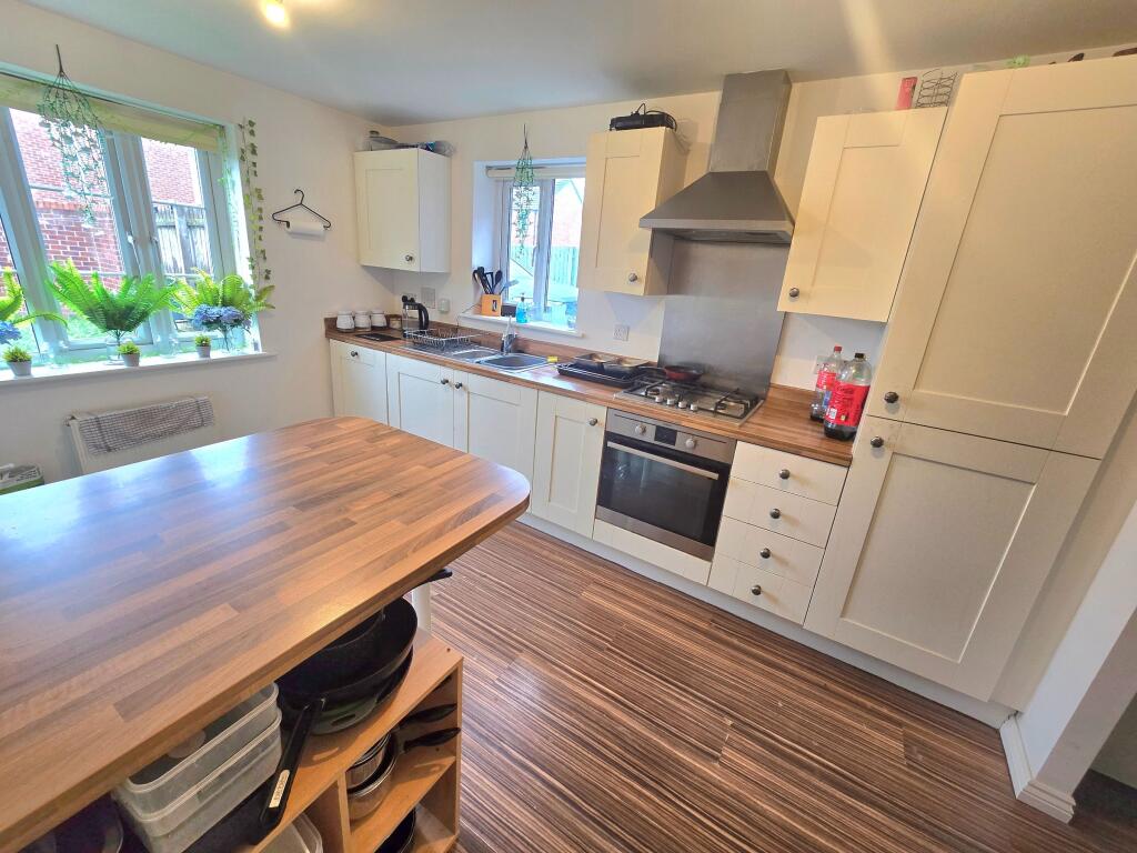 House in Stockton-on-Tees - View 3