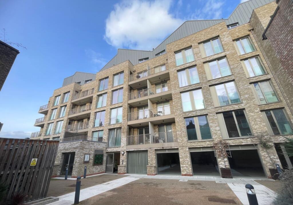 Main image of property: Apartment 502, 1 Espalier Gardens, Brondesbury, London, NW6 2DQ