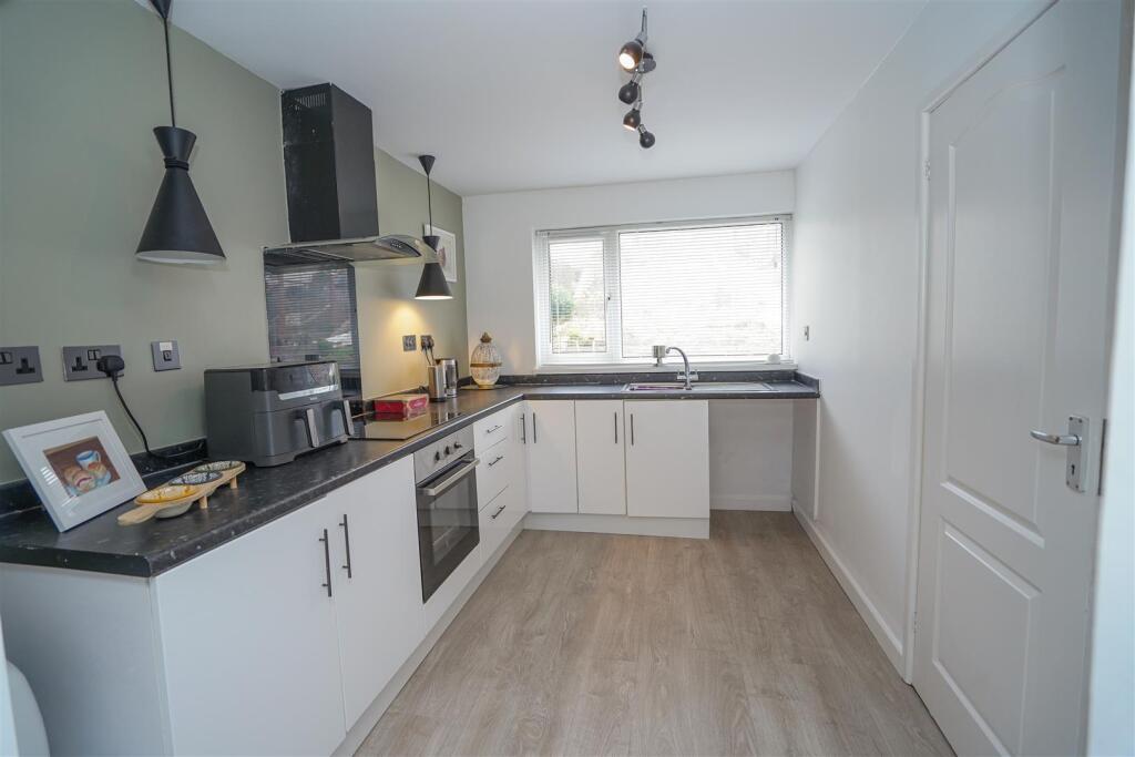 House in Exeter - View 3