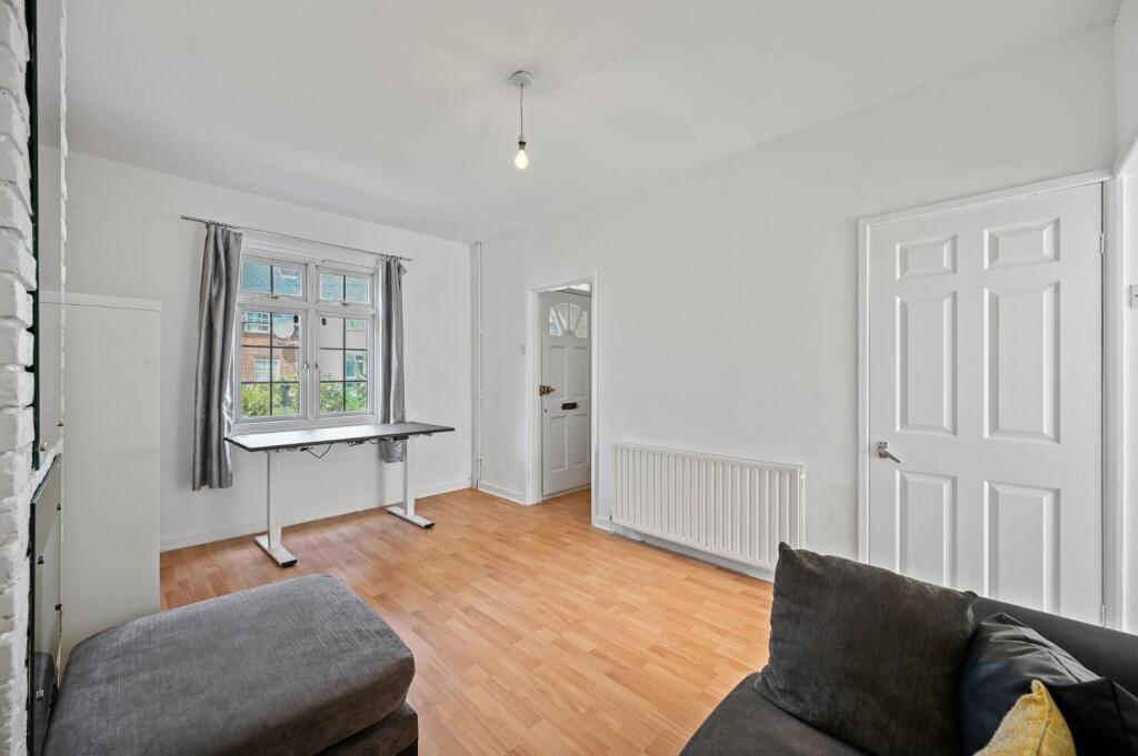 House in London - View 4
