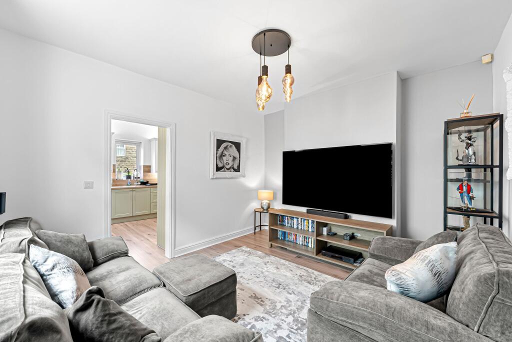 House in Harrogate, Starbeck - View 4