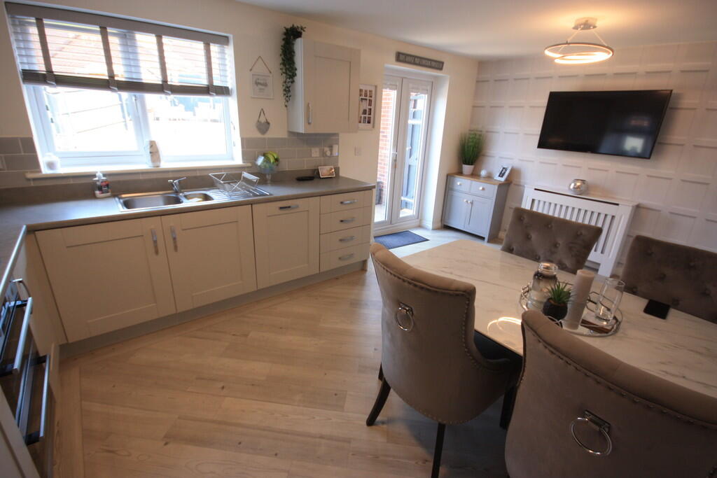 Bambury Drive, Talke photo 4