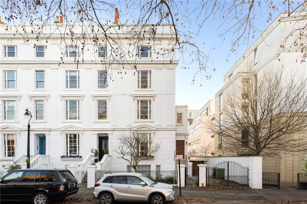 Main image of property: Grafton Square, London, UK, SW4